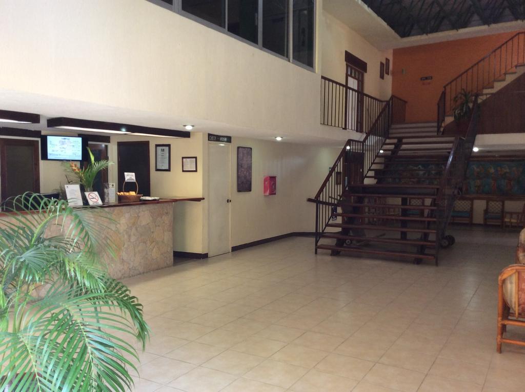 Hotel Plaza Palenque Eksteriør bilde